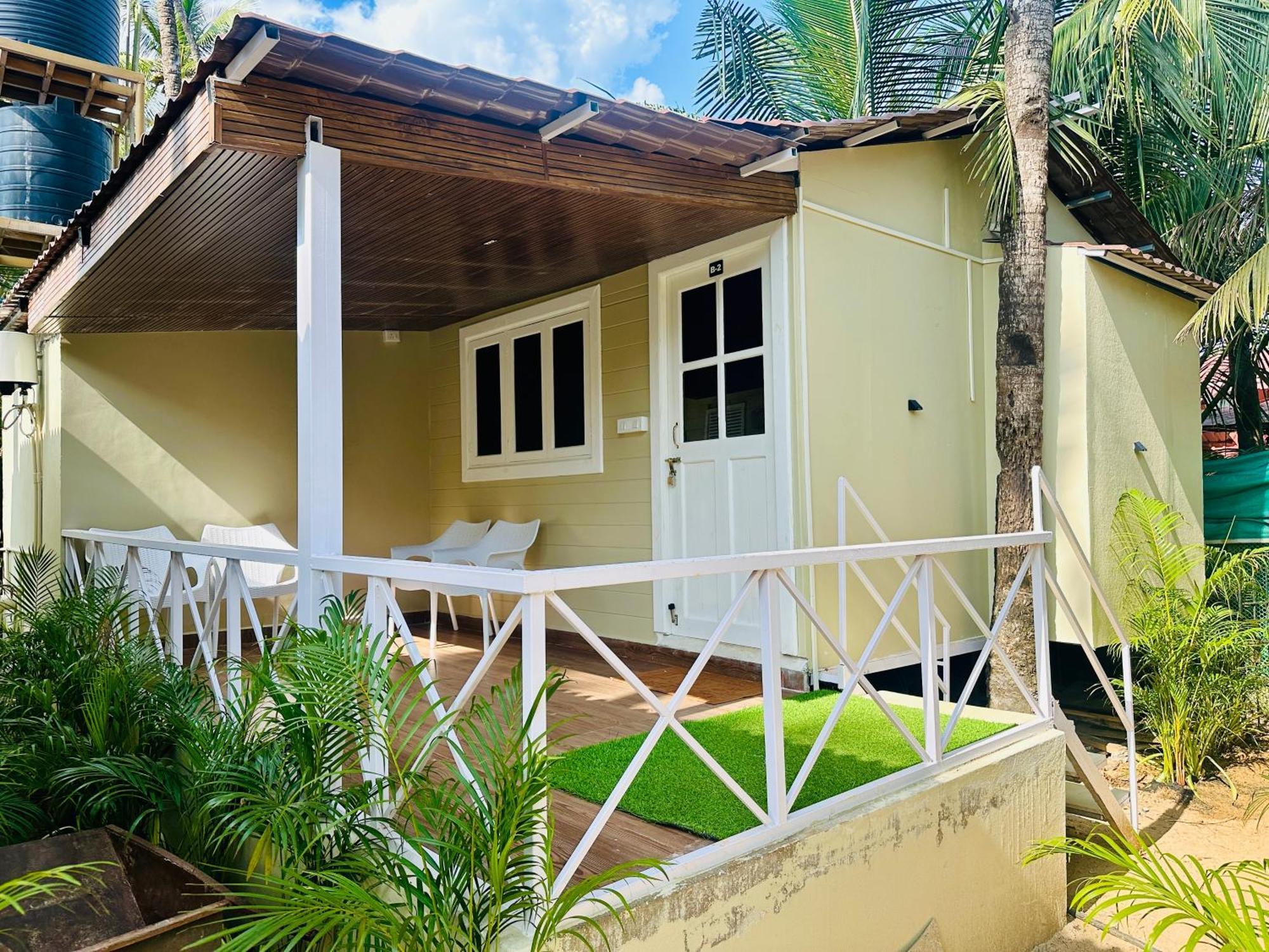 Cocos Beach Resort Palolem Exterior photo